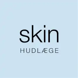 Skin hudlæge logo - minimalistisk sort tekst på lyseblå baggrund